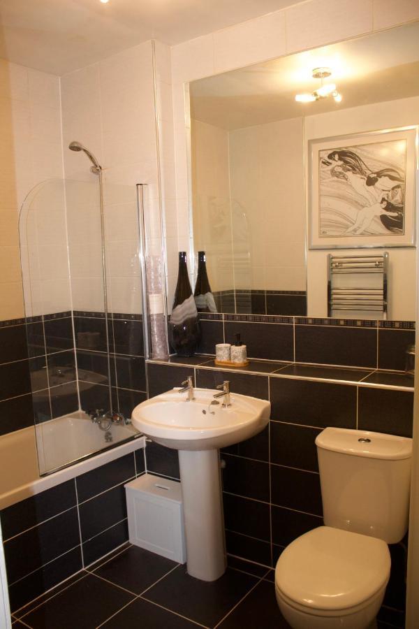Lovely 1 Bed Flat In Stockbridge, Near Edinburghs City Centre エクステリア 写真